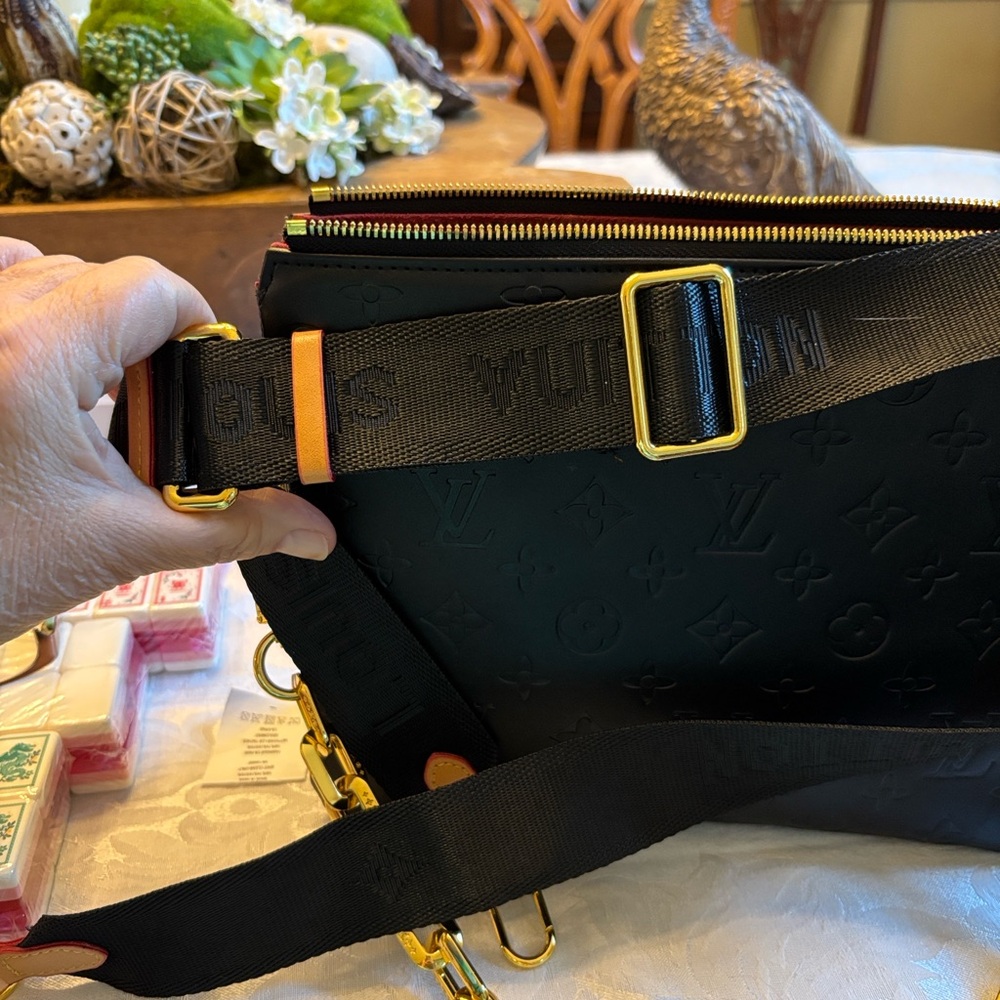 Luxury look Black Embossed Leather Crossbody with Gold Chain - Picture 2 of 5